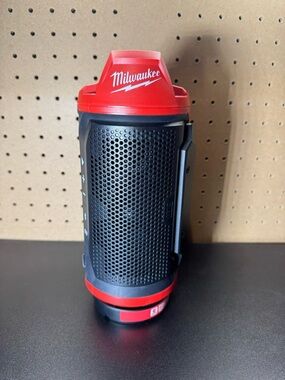 Milwaukee M12 Portable Bluetooth Speaker - Packout
